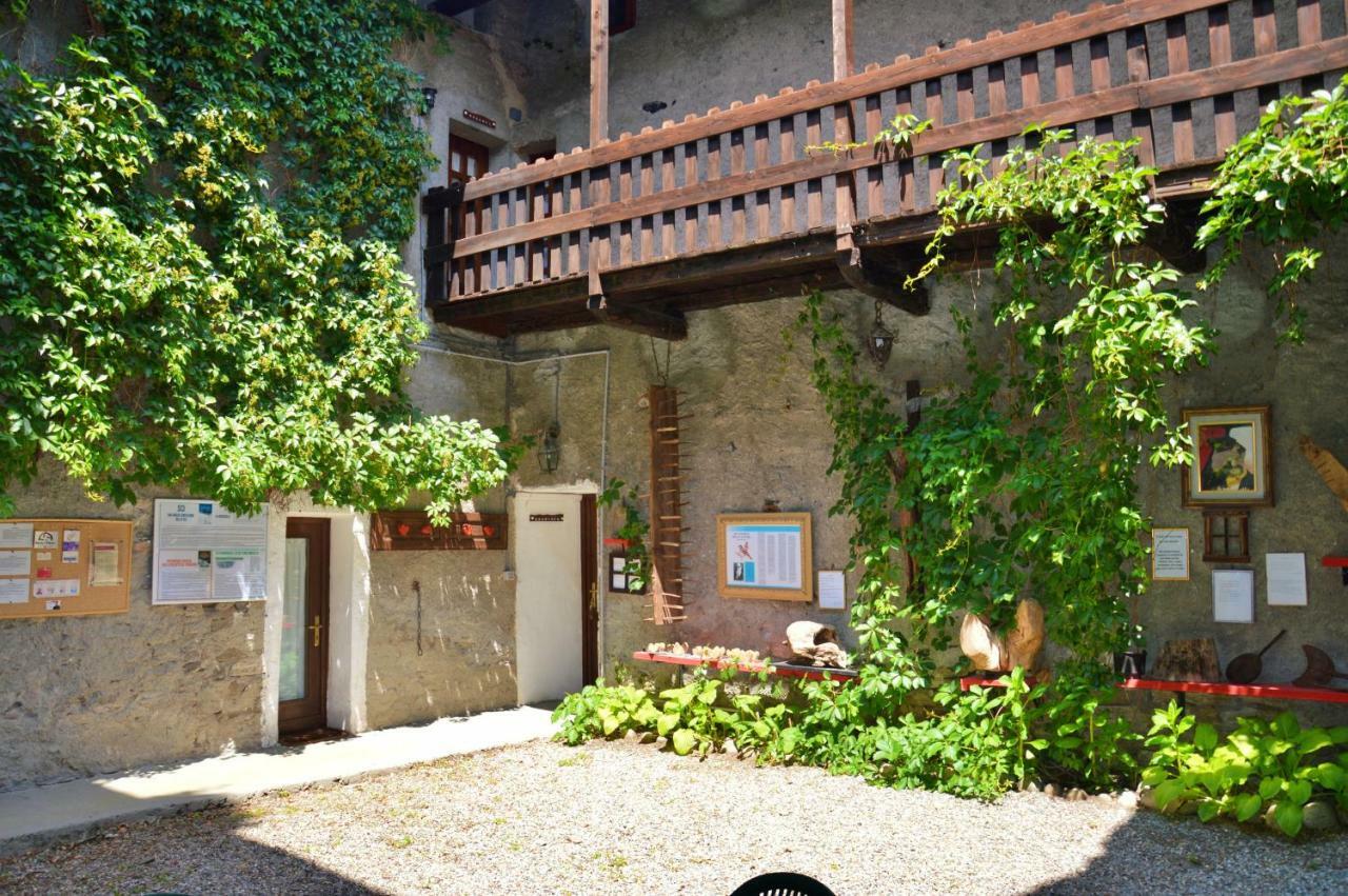 Апартаменты Cascina Des Religieuses Аоста Экстерьер фото